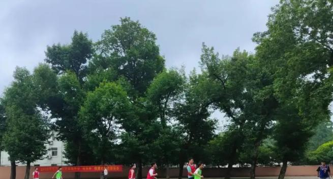 南京市玄武高级中学地址,乘车路线