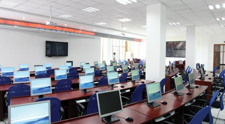 浙江经贸职业技术学院是几专