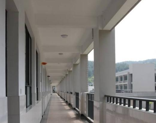 荆州东方中等职业学校2020年招生办