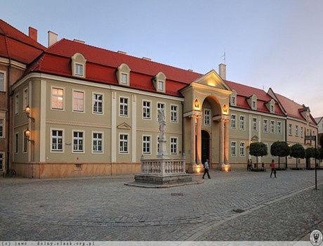 弗罗茨瓦夫神学宗座大学