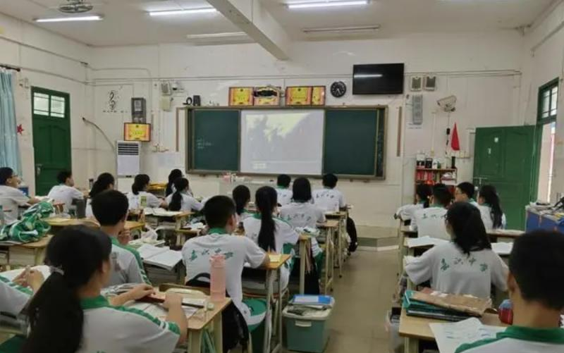 2023琼海市嘉积第三中学招生计划 招生人数是多少(附要求、条件、对象)