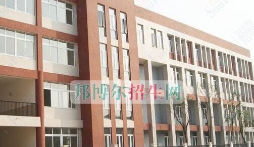 重庆广播电视中等专业学校