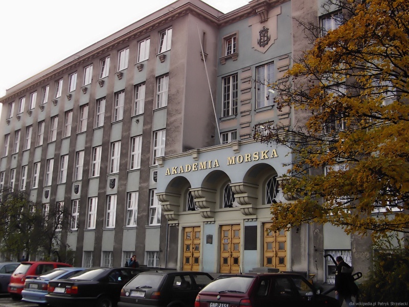 格的尼亚海事大学