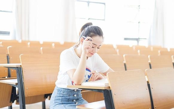 科学的课程设置