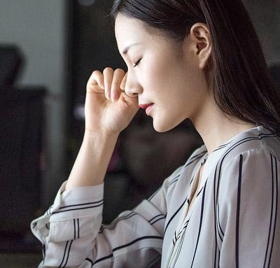 读写强，听说弱