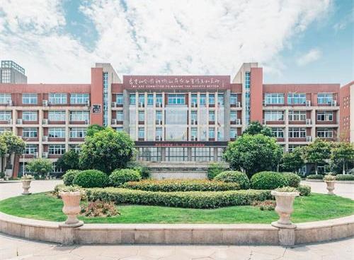 句容碧桂园学校