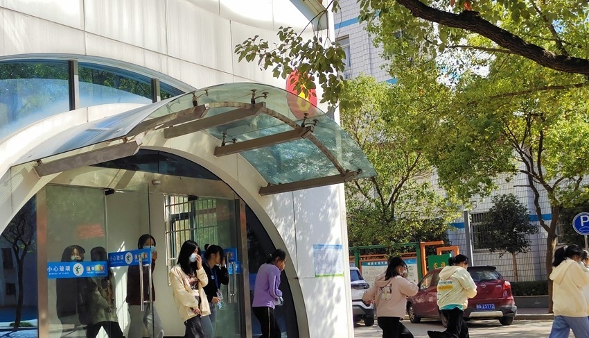 江西信息科技学校