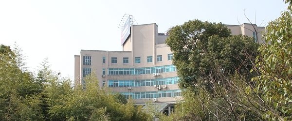 无锡宏源技师学院