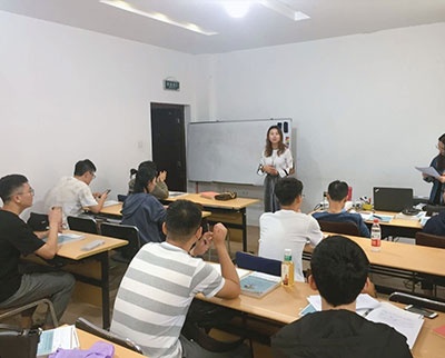 山东科技大学外国语学院