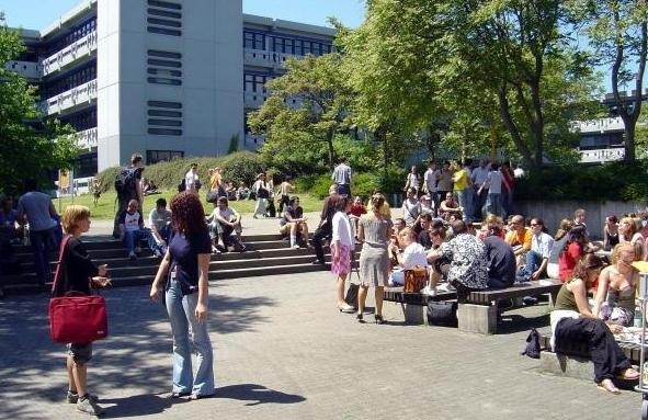 罗伊特林根应用技术大学