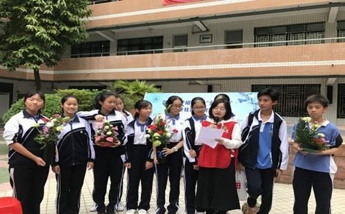 深圳中学实验课程