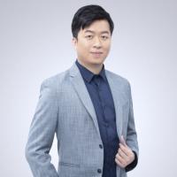 施德王，副校长