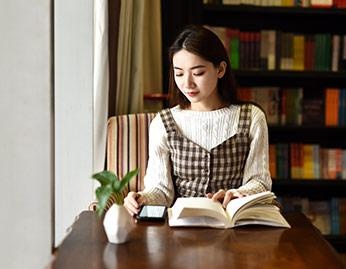 课程服务