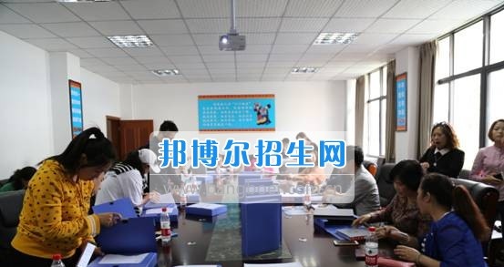 凉山州高级职业技术学校接待州级机关和单位参观指导院校