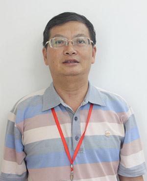 黄忠诚
