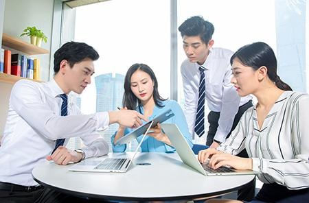 建立信任