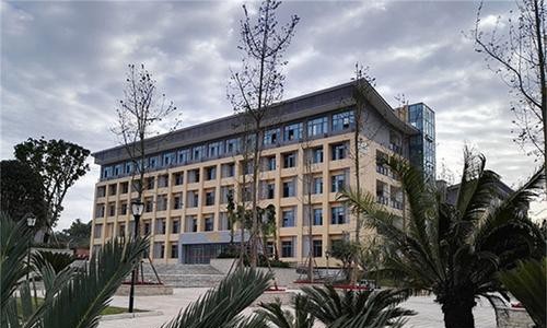 四川护理职业学院