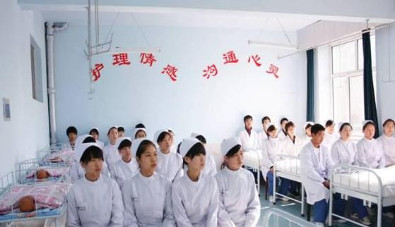 重庆长寿卫生学校2022年招生办