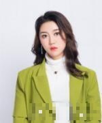 潘梅
