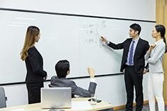 语言创造能力