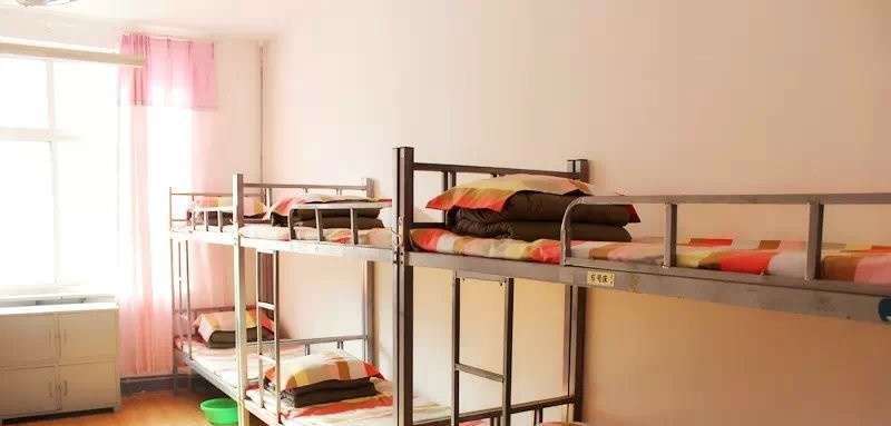 长治第八中学（职业高中部）