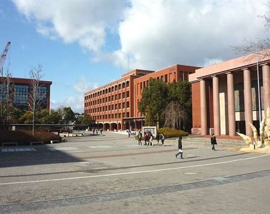 龙谷大学