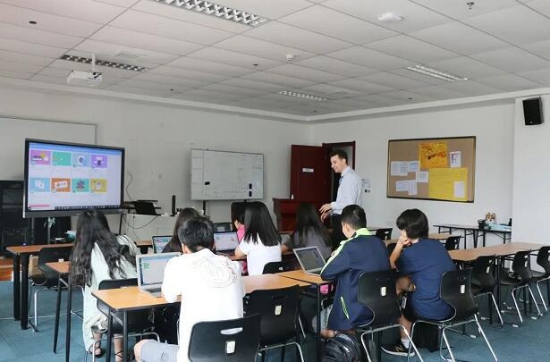 青岛博格思加州学校