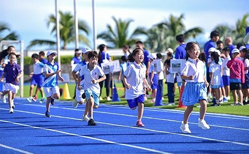 蓝湾未来领导力学校