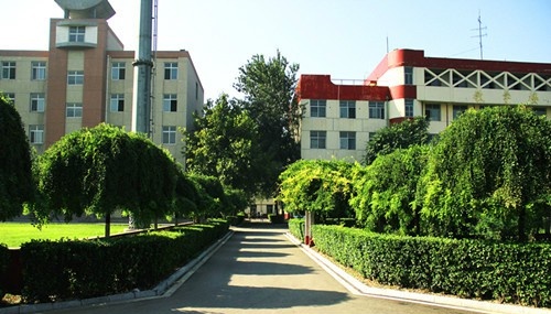 云南省化工学校2022年招生办