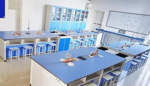 三亚华侨学校地址在哪里，哪个地区，哪个城市