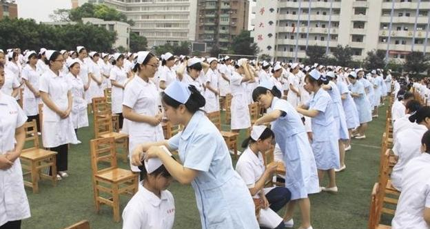 重庆护士学校2022年招生办