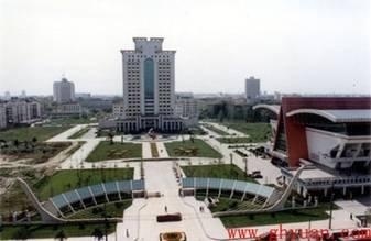 首都经济贸易大学校园一览