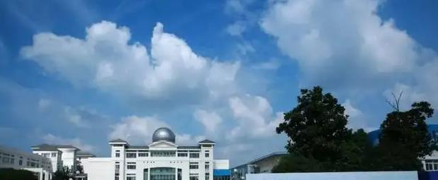 西交利物浦大学附属学校初中部2023年入学条件