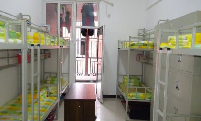 重庆经贸中等专业学校