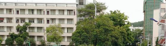 河池巴马民族师范学校