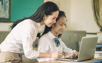 用卡片编程实现模块编程(Scratch)