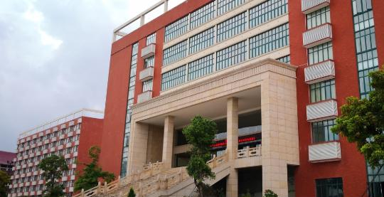 珠海艺术职业学院网站