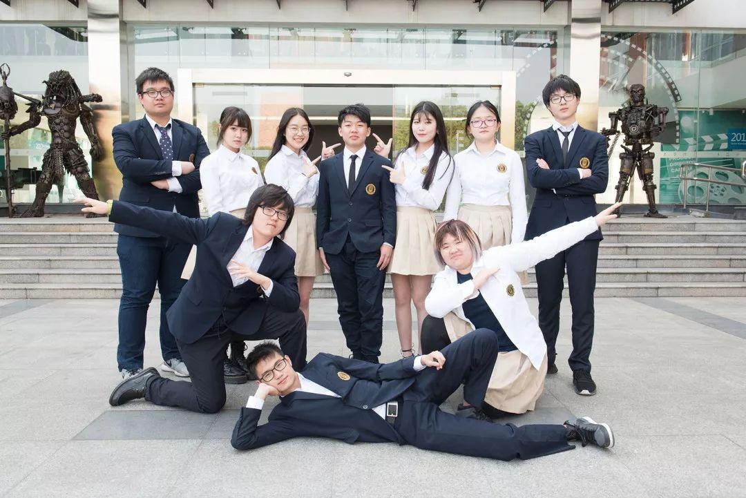 美国Lee Academy高级中学(上影校区)学生.jpg
