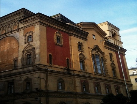 圣彼得堡国立电影电视大学