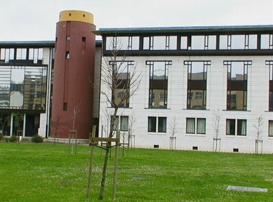 巴斯克大学
