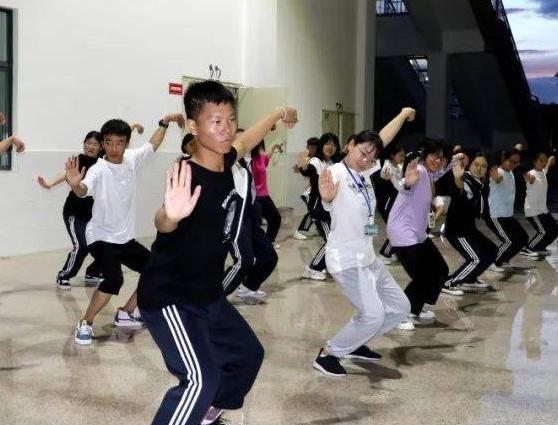 乐山大佛文武学校2022年招生录取分数线