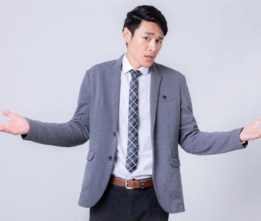 嘴巴笨
