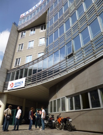 高等航空技术与汽车制造学校