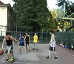 篮球场