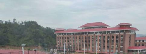 上犹中等专业学校