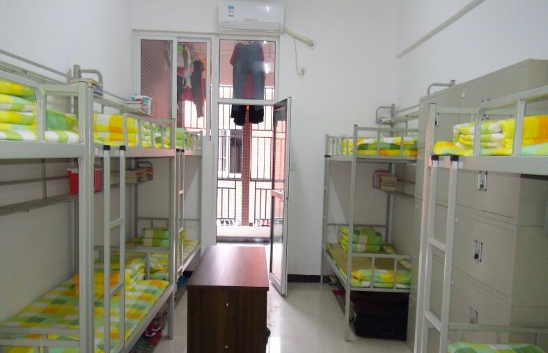 成都华大医药卫生学校2021年宿舍条件