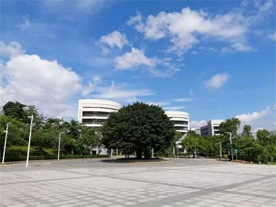 星海大学城校园北门