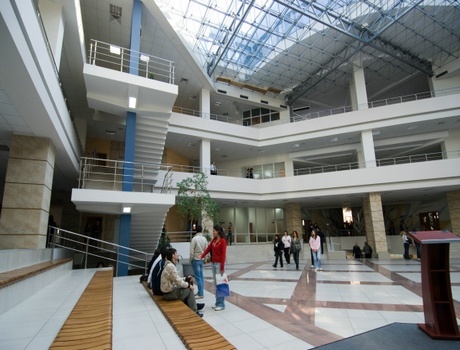 布尔加斯自由大学