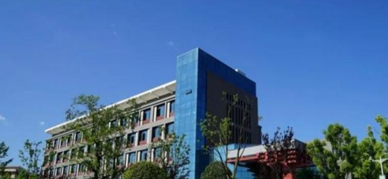 湖南理工学院南湖学院是几本？是985和211吗？