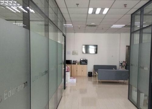 海归湾校区一角图片